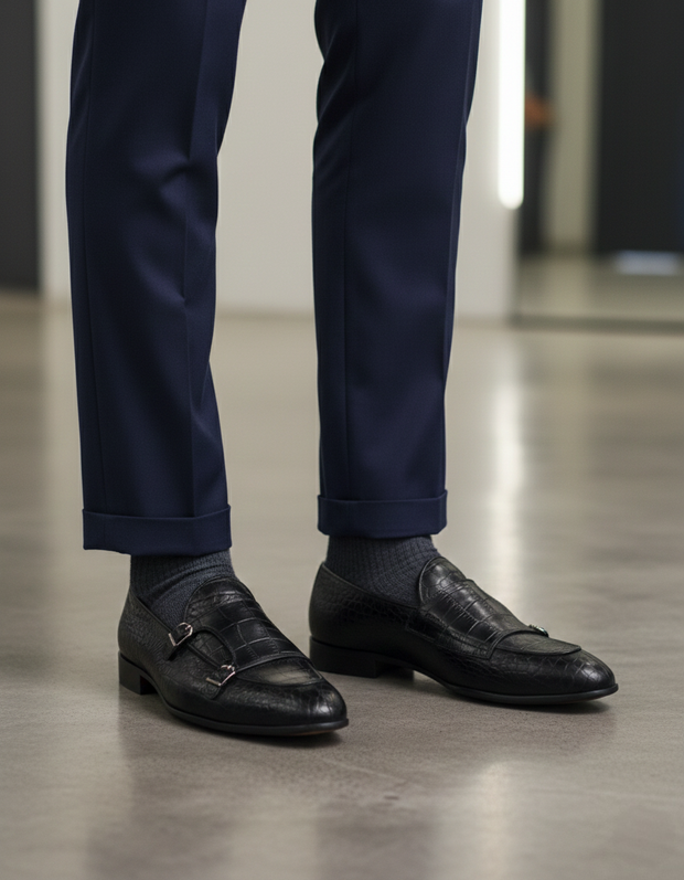 <h2>Black Moccasins</h2>